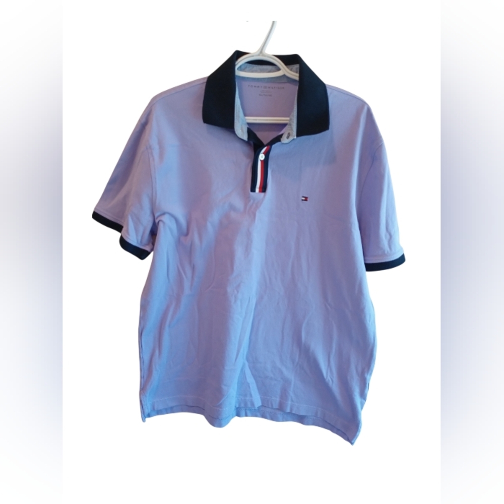 Tommy Hilfiger Men's Light Purple Polo Shirt with Contrast Collar